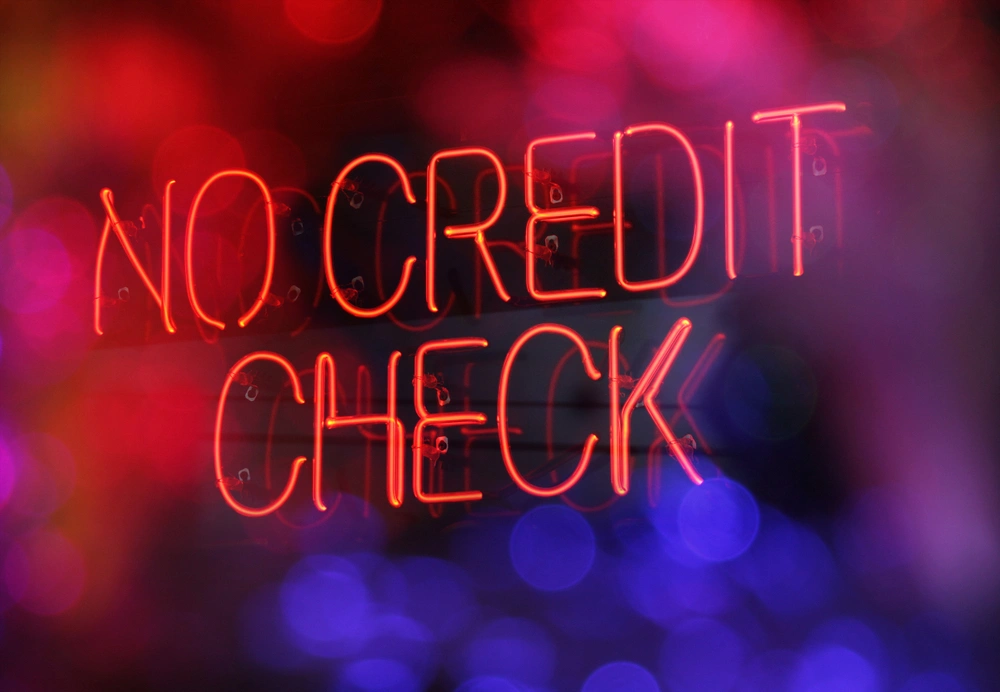 No credit check sign in neon lights