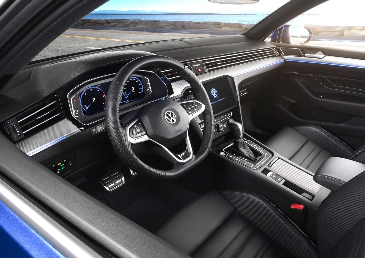 Volkswagen Passat 2021 interior