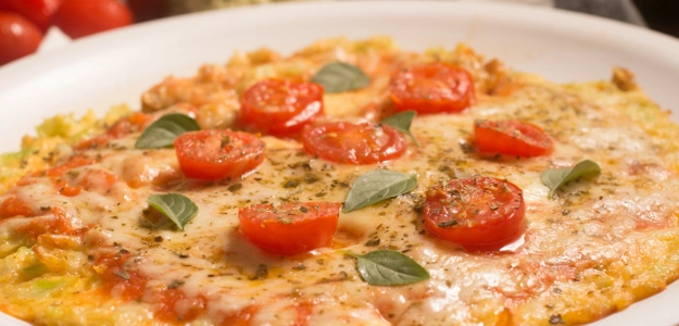 Pizza Napolitana con Base de Coliflor.webp