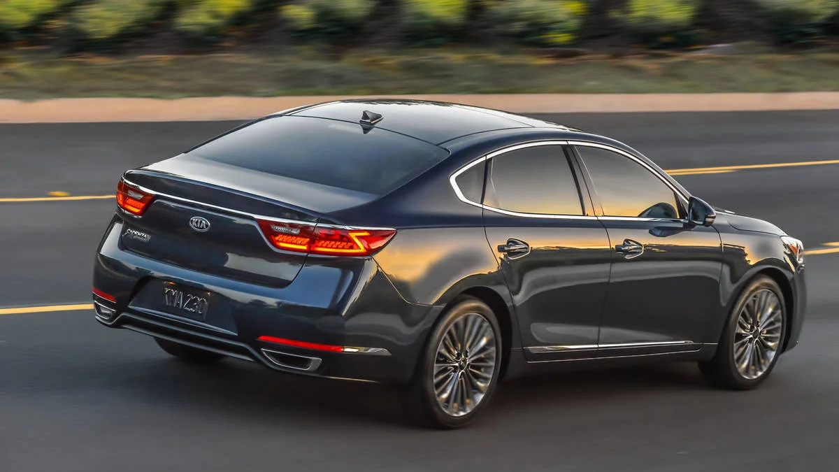 Kia Cadenza Premium 2019 - autos para Uber