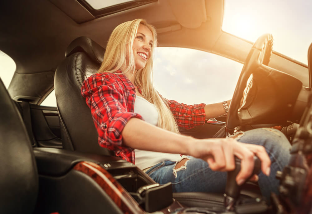 driving to a car title loan place