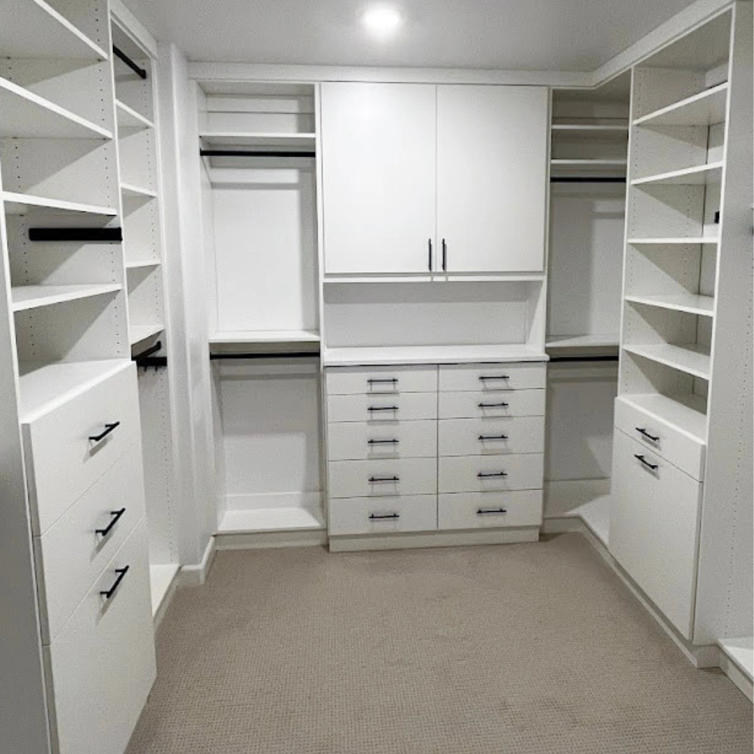 Reachin Closets VS. Walkin Closets