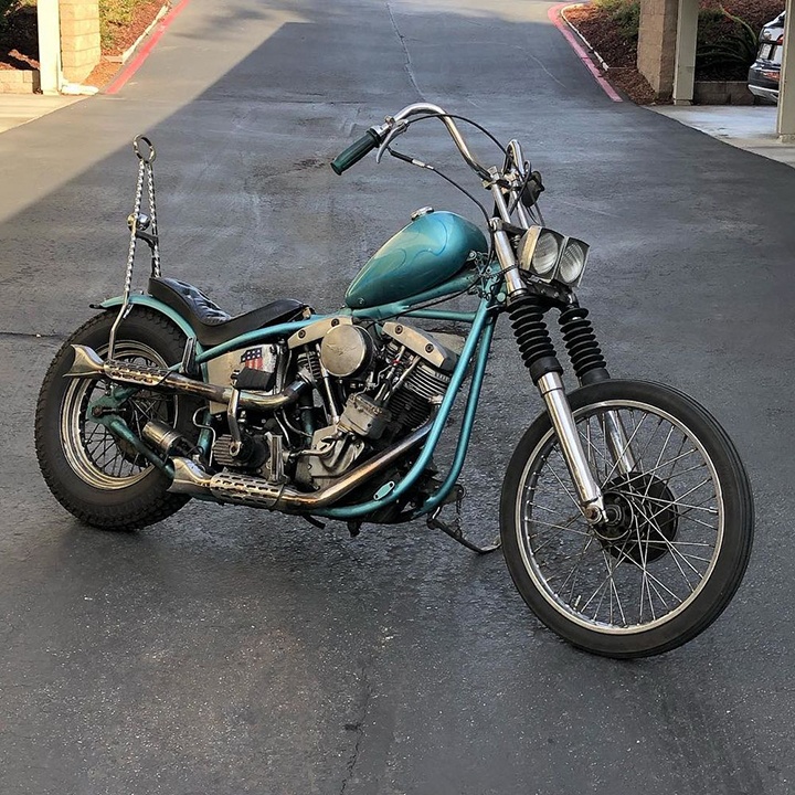 Theo Sandoval's 1975 Harley Davidson Shovelhead.jpg