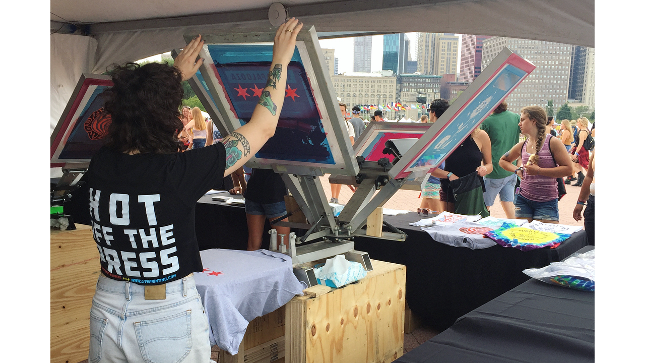 Live screen printing at Lollapalooza by Live Printing