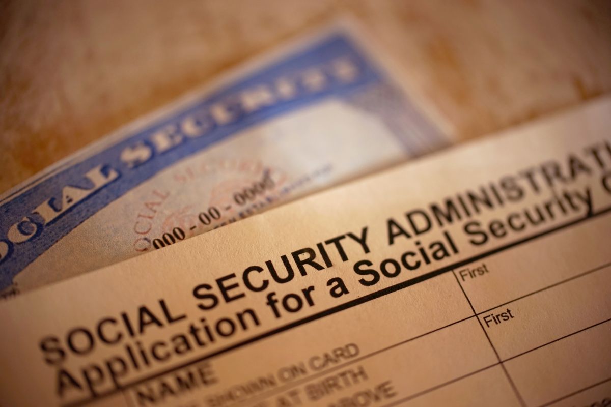 social security application and card