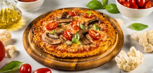 Pizza de Coliflor con Champiñones y Tomate.jpg