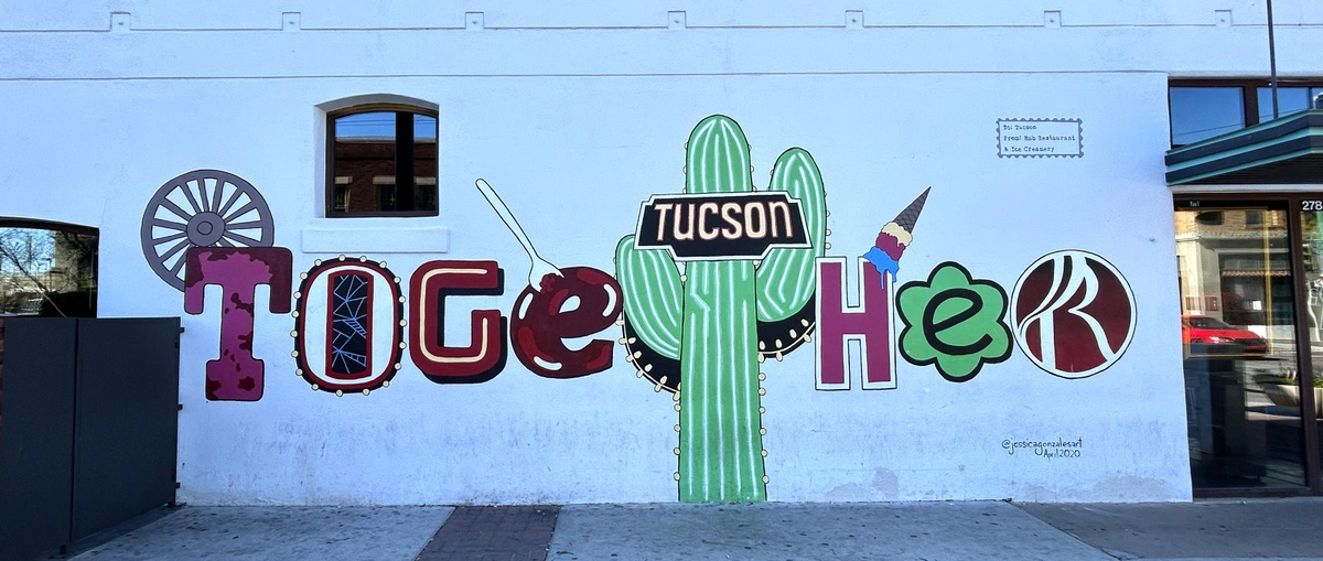 Learn how to have a great experience at the annual Tucson Gem Show. Plus, find out where to find Halstead during your trip.