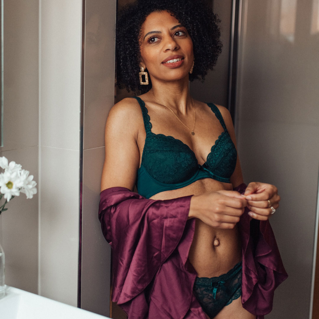 8 Must-Have Lingerie For Smaller Boobs