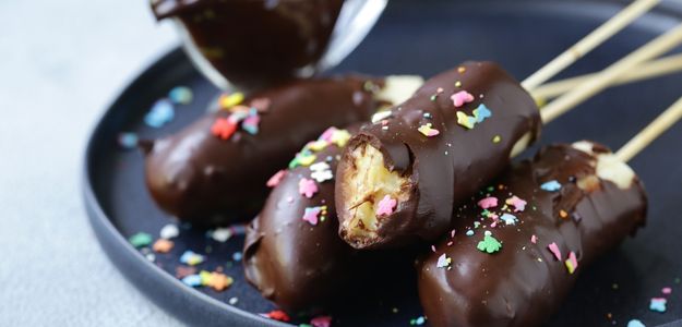 Paleta de Plátano Bañado en Chocolate.jpg