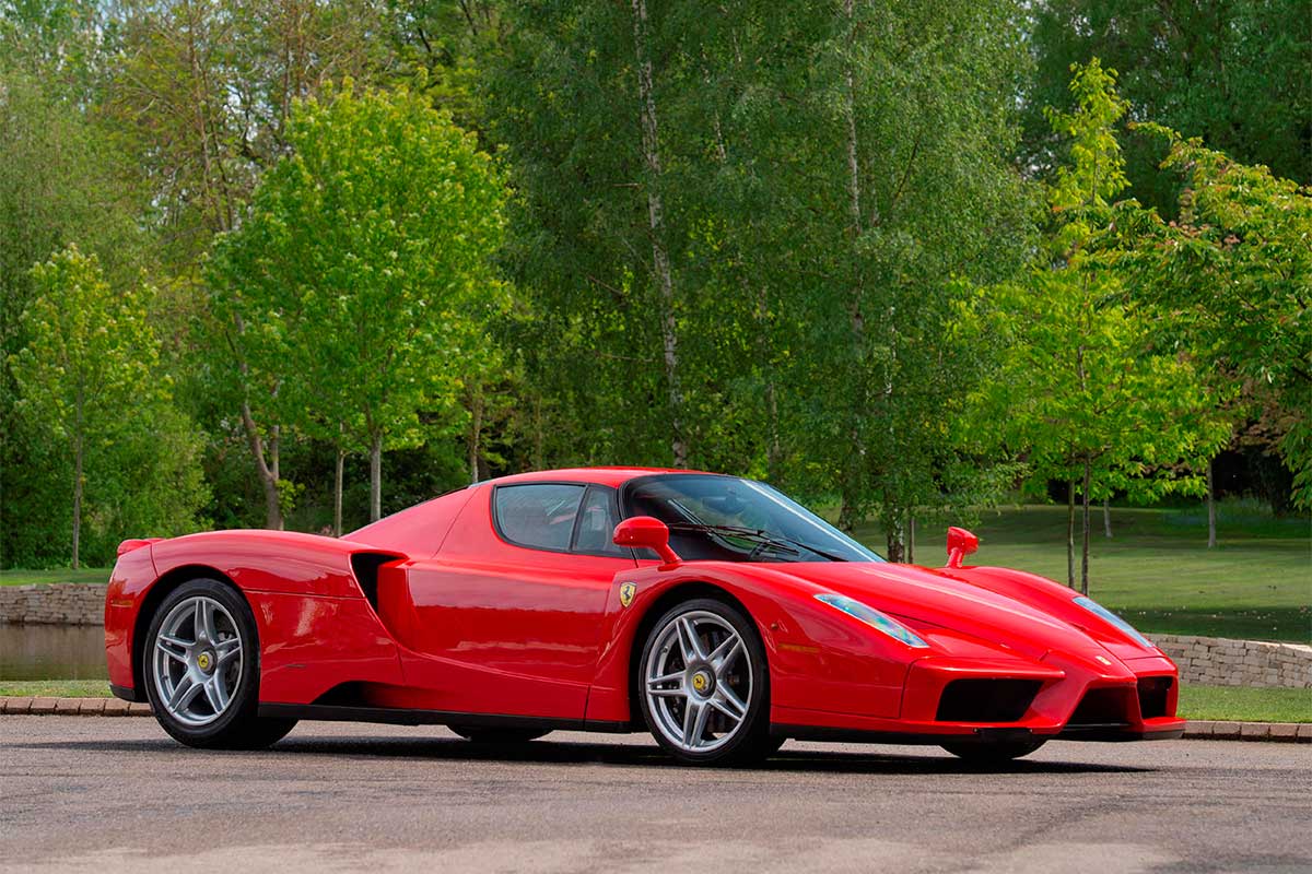 Deportivo Ferrari Enzo