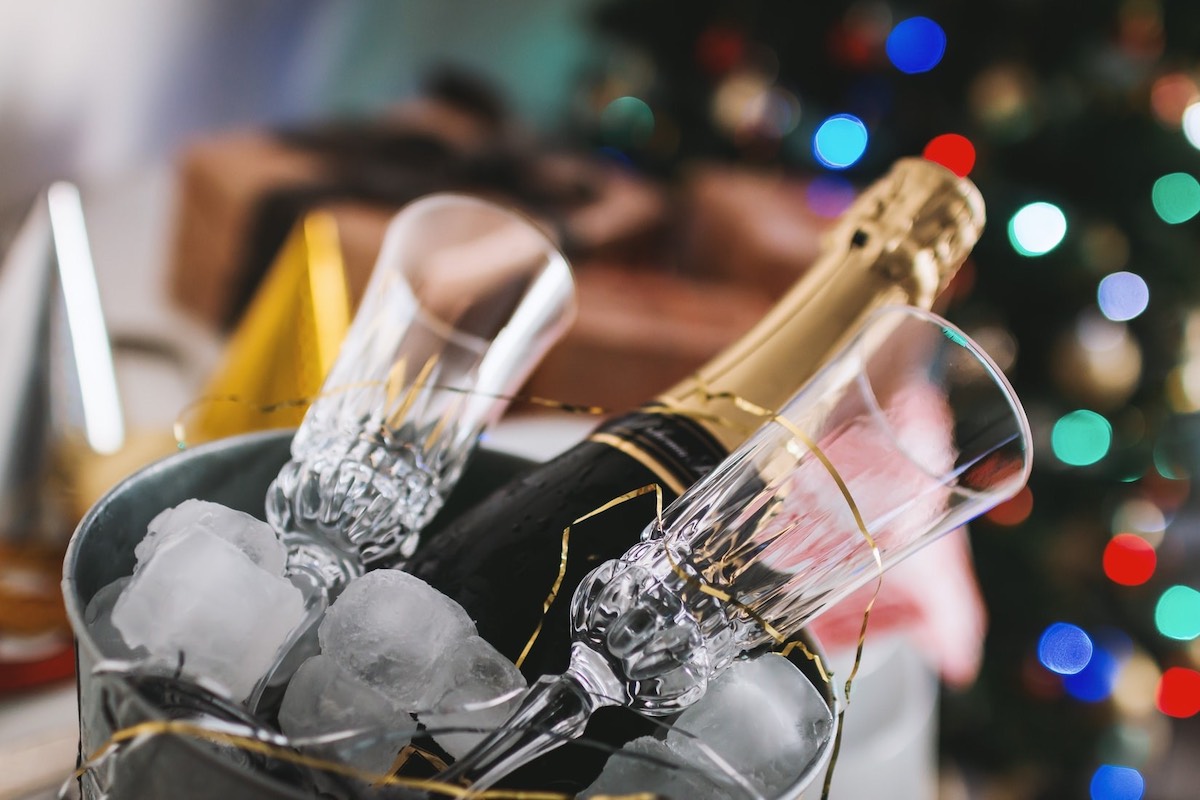 The Secrets to Throwing a New Year's Eve Party in a Small Space