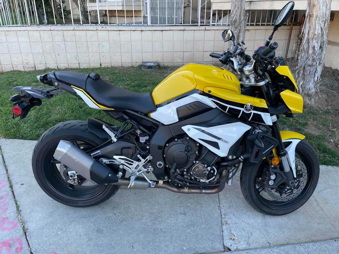 2021-yellow-yamaha.jpg