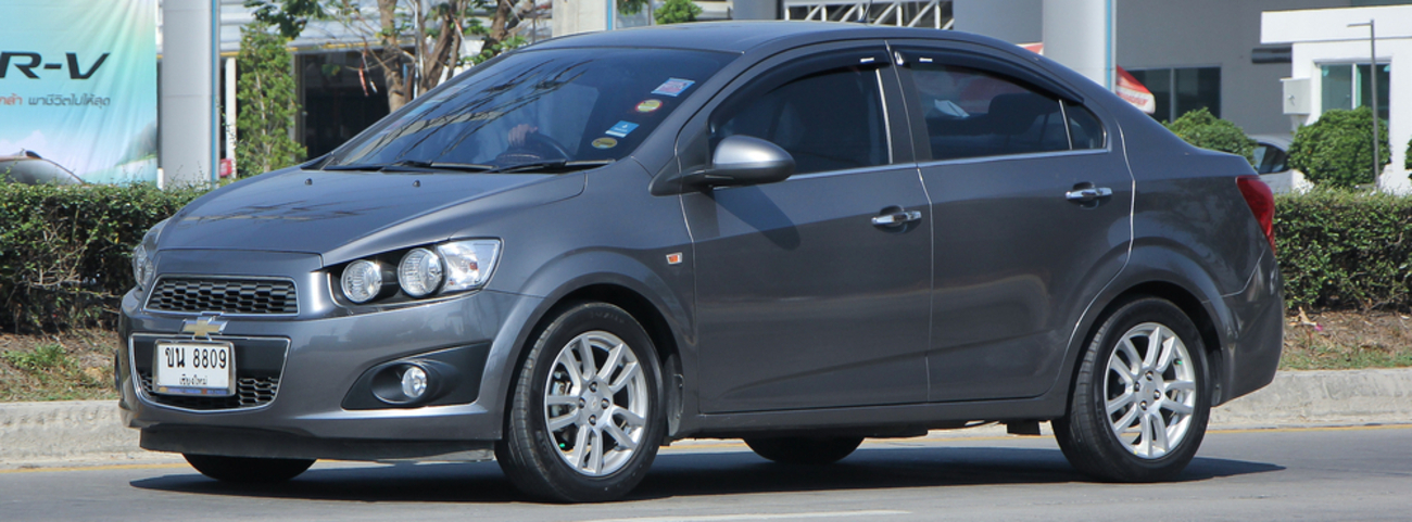 Auto Chevrolet Sonic 2012