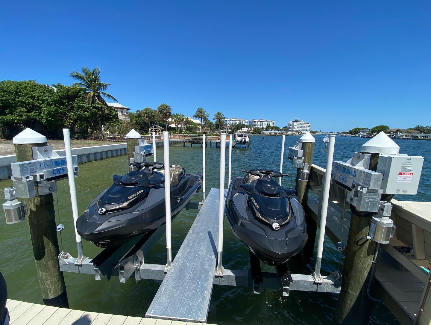 Dockside Assistance: Jet Ski Lifts and Slings