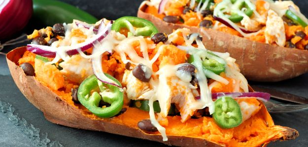 Camote Relleno con Pollo y Queso.jpg
