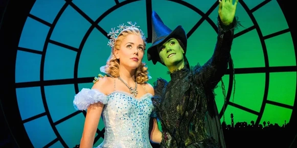 How to Score the Best Ticket Prices to a Wicked Show