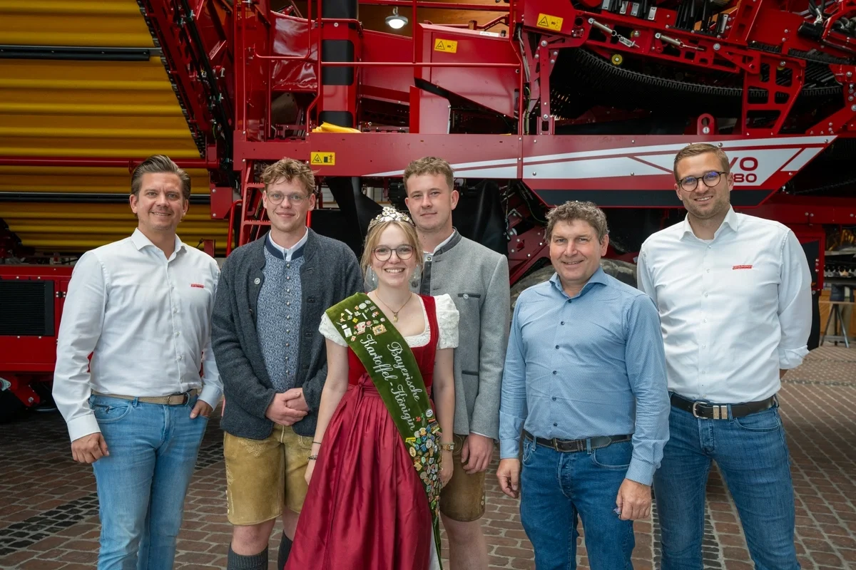 Elena, die 47. Bayerische Kartoffelk&ouml;nigin, war gemeinsam mit ihrer Familie bei uns am Hauptstandort in Damme zu Gast
