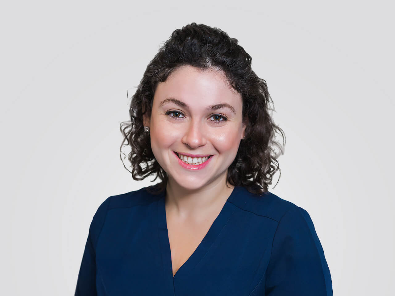 Dr. Maya Kriseman headshot