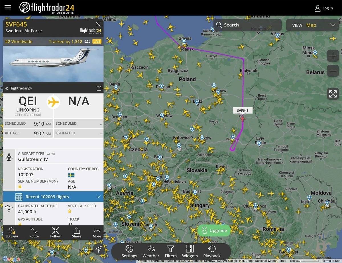 flightradar24-min.webp