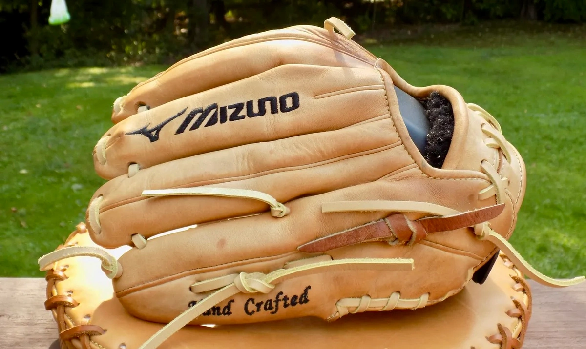 Favorite Mizuno Gloves | SidelineSwap Blog