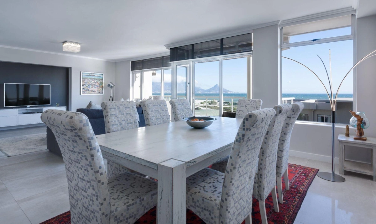 Dining room photo