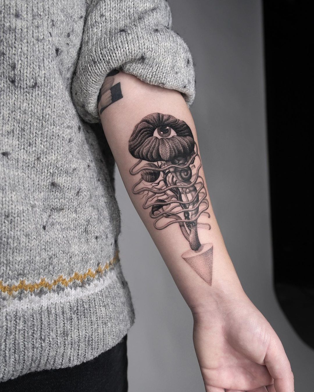 black and grey tattoo by sinsa