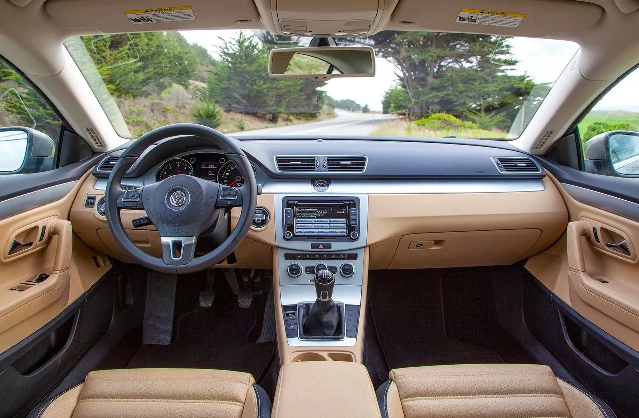 Volkswagen CC 2013 interior