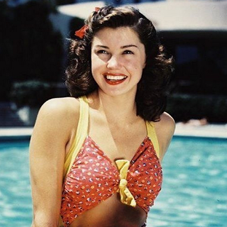 Esther Williams Makes a Splash | Esther Williams Pools