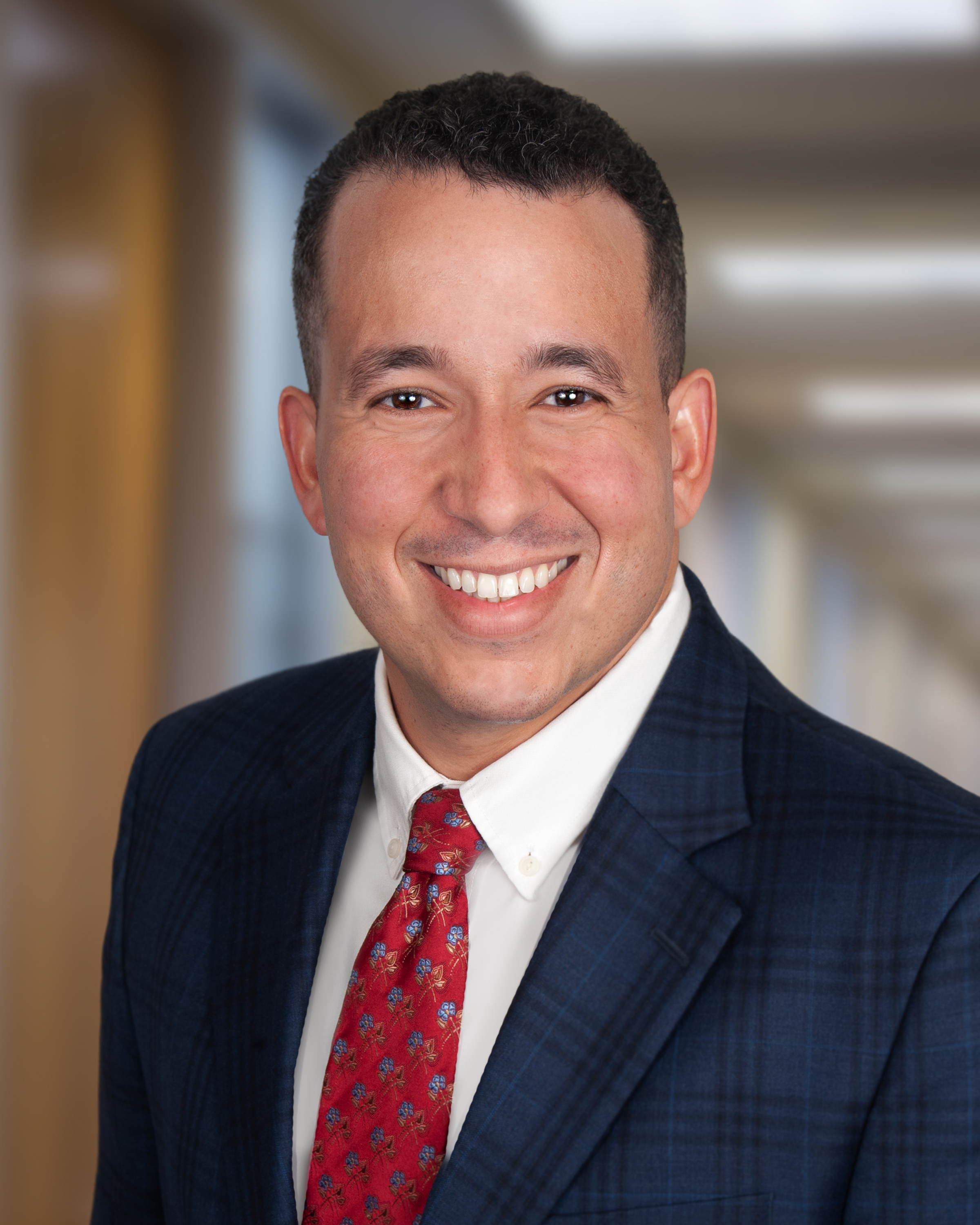 image of Derik Navarro, RN