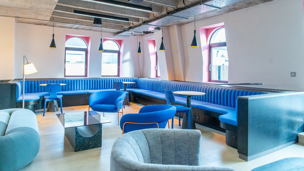 The Lounge event space at Huckletree Kensington