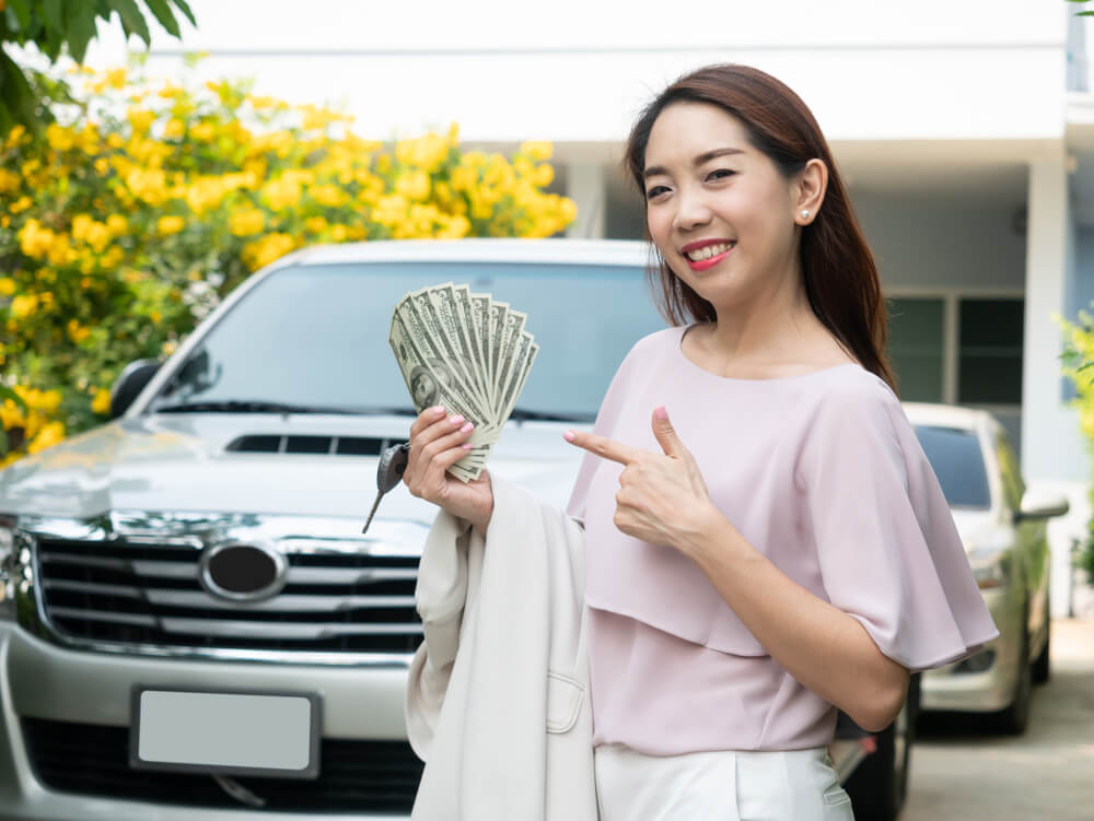 Asian female driver with title cash