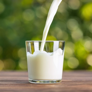 Fact or Fiction: Does Dairy Cause Acne?