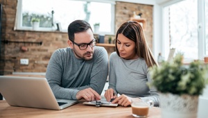 couple discussing finances