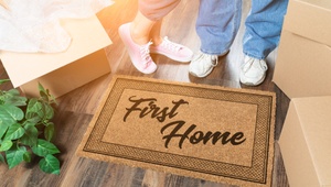 couple moving into first home