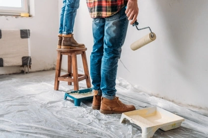 couple decorating