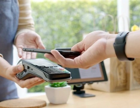 Can you buy gift cards with a credit card?