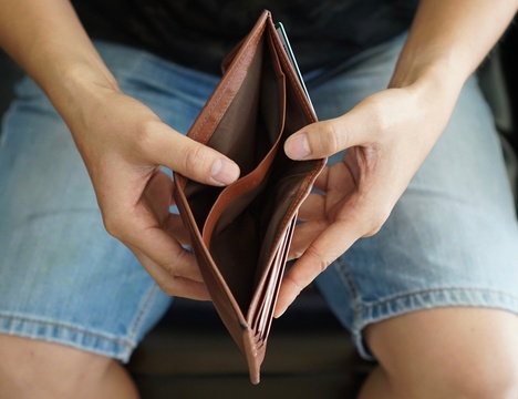 Can I get a credit card if I'm unemployed? 