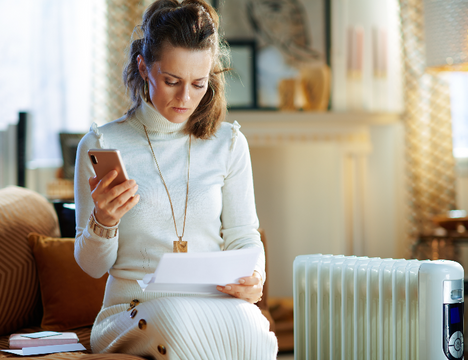 What help is available for paying energy bills?