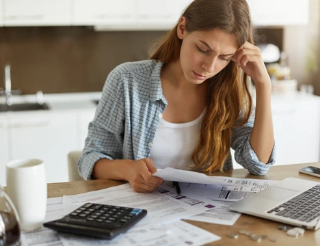 Do I still need to pay my debts if my lender goes bust?