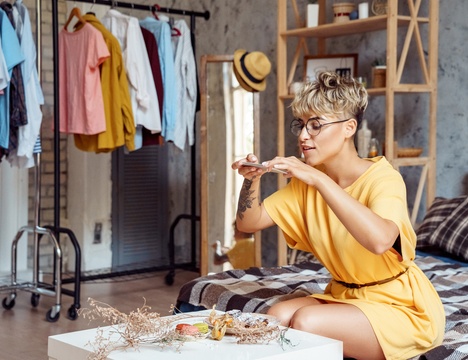 Your ultimate guide to starting a profitable side hustle