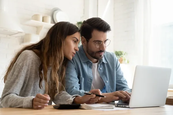 Money and relationships can be a tricky mix. Many of us avoid those tough financial conversations just to keep the peace at home. But here's the thing: dodging the money talk might be costing couples more than just their bank balance—it could be putt