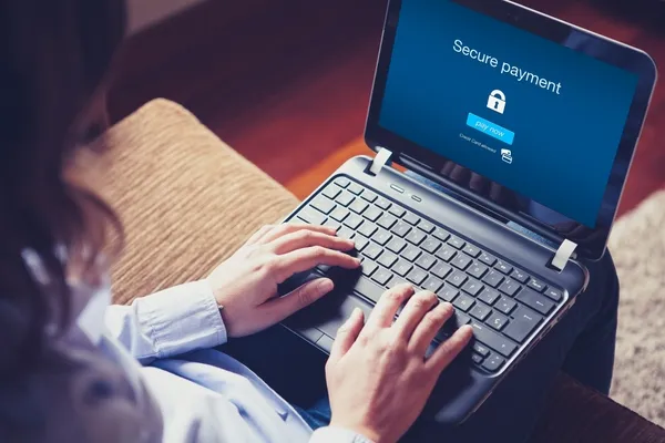 woman on laptop