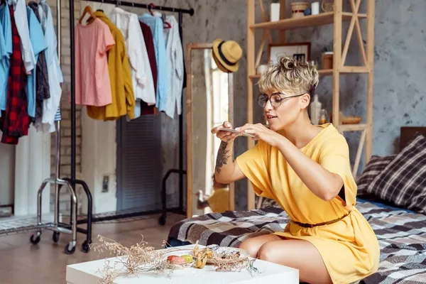 Your ultimate guide to starting a profitable side hustle