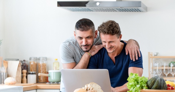 couple on laptop