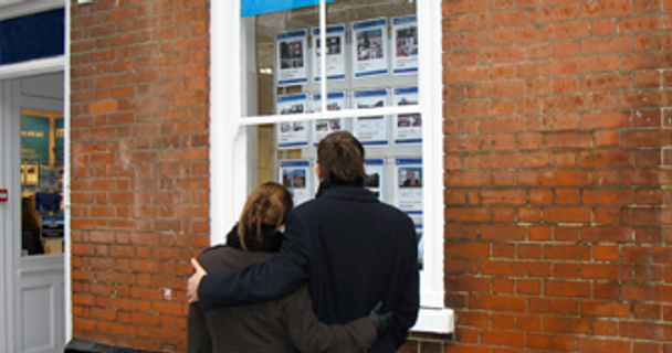 Buying a leasehold house - is it a good idea?