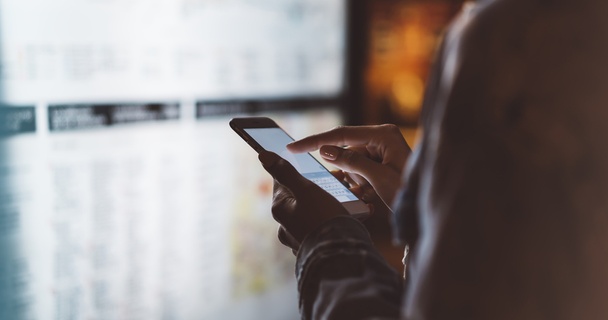 How to save money on your mobile phone bill