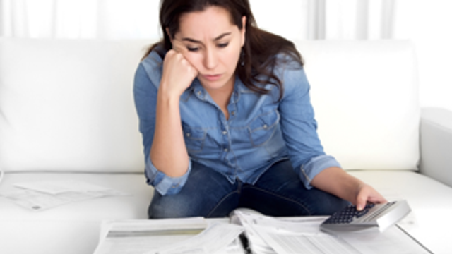 Should I use a loan or a credit card to consolidate my debts?