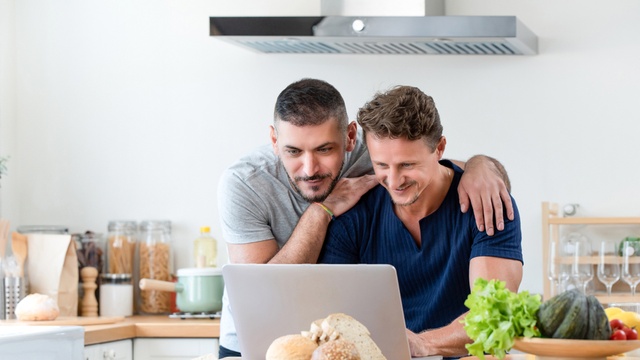 couple on laptop