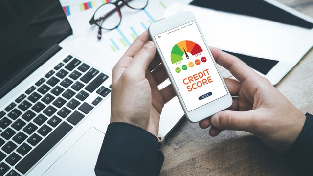 Can a personal loan build my credit score?