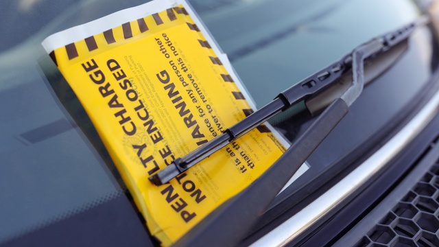parking ticket on windscreen